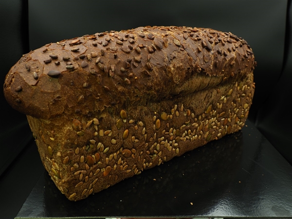 Meergranen & rozijnenbrood